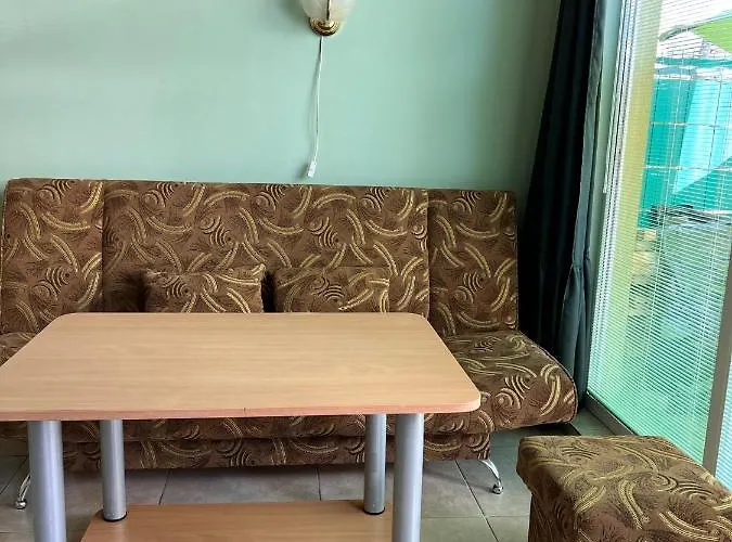 Lucio 아파트 팔랑가